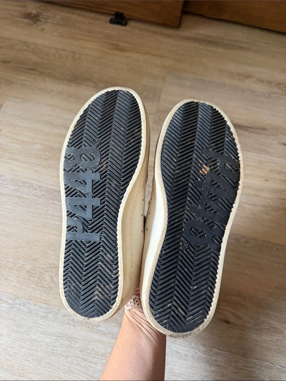 P448 Cream Low-Top Leather Sneakers for Women